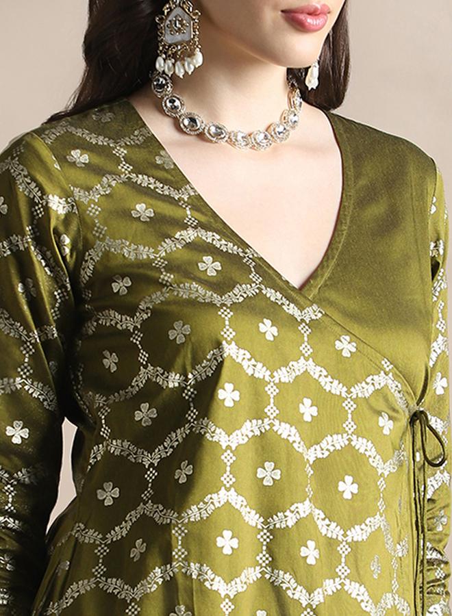 globus Women Olive V-Neck Floral Foil Print Kurta with Pants Set - Image 3